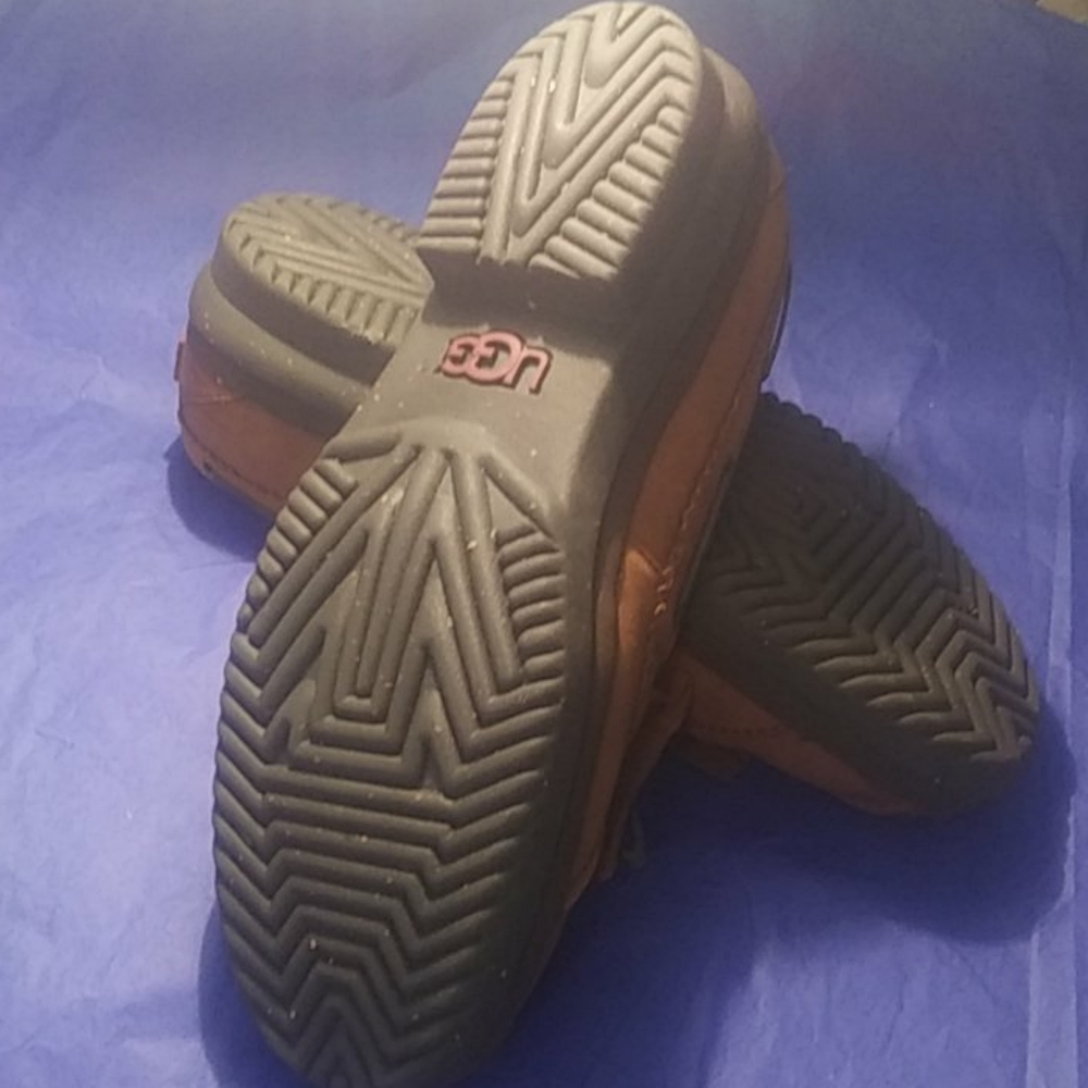 UGG AUSTRALIAN (Size 7.5) Women's - Picture 4 of 7